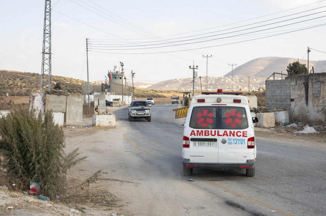 ActiveStills / Anne Paq: Checkpoint, Beit Furik, east of Nablus, West Bank